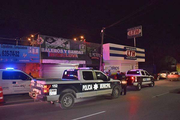 Abre antro y lo clausuran