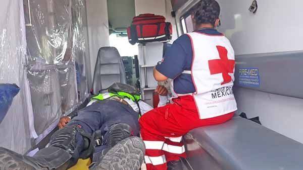 Motociclista acaba raspado