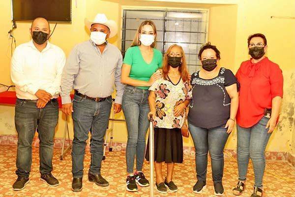 Inicia Senadora Verónica Martínez gira en el Norte