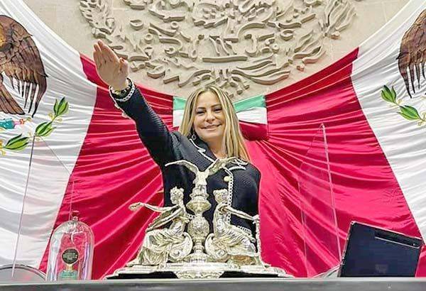 Rinde protesta Cristina como Diputada Federal