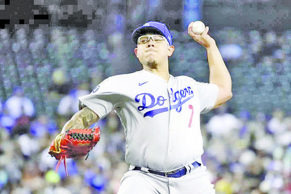Cumple Julio Urías y llega a 13 victorias