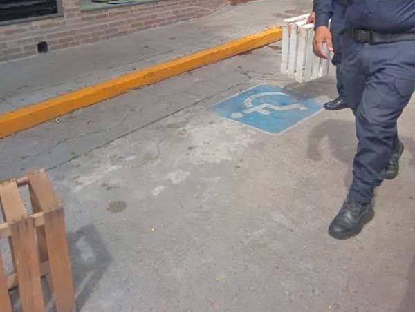 Apartan los cajones de estacionamiento