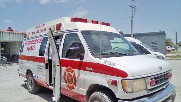 Le cortan cuello con una pedrada