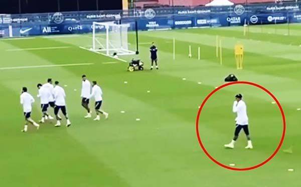 Kylian Mbappé y su ‘desánimo’ en la práctica del PSG que levanta suspicacias