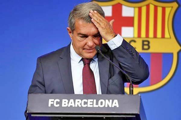 Pone Laporta al Barcelona por delante de Messi