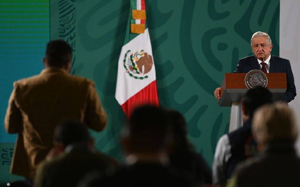 AMLO plantea pagar deuda externa con recursos del FMI