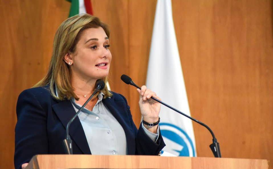 Maru Campos, gobernadora electa de Chihuahua, ingresa al hospital por covid-19