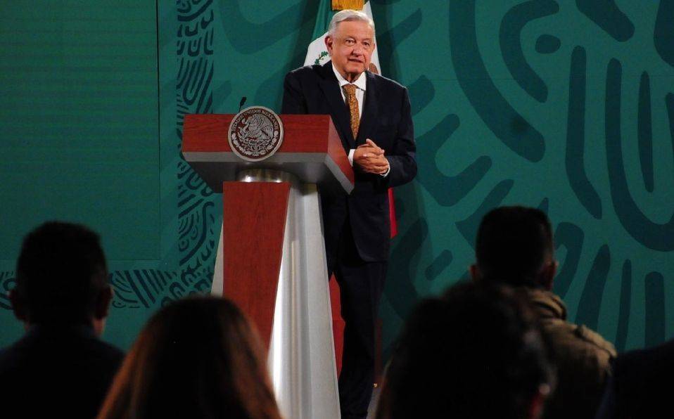 “No se molesten, despierten”, pide AMLO a clase media frente al regreso a escuelas