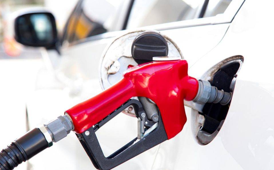 Hacienda sube estímulo fiscal a la gasolina Premium; esto pagarás de impuesto