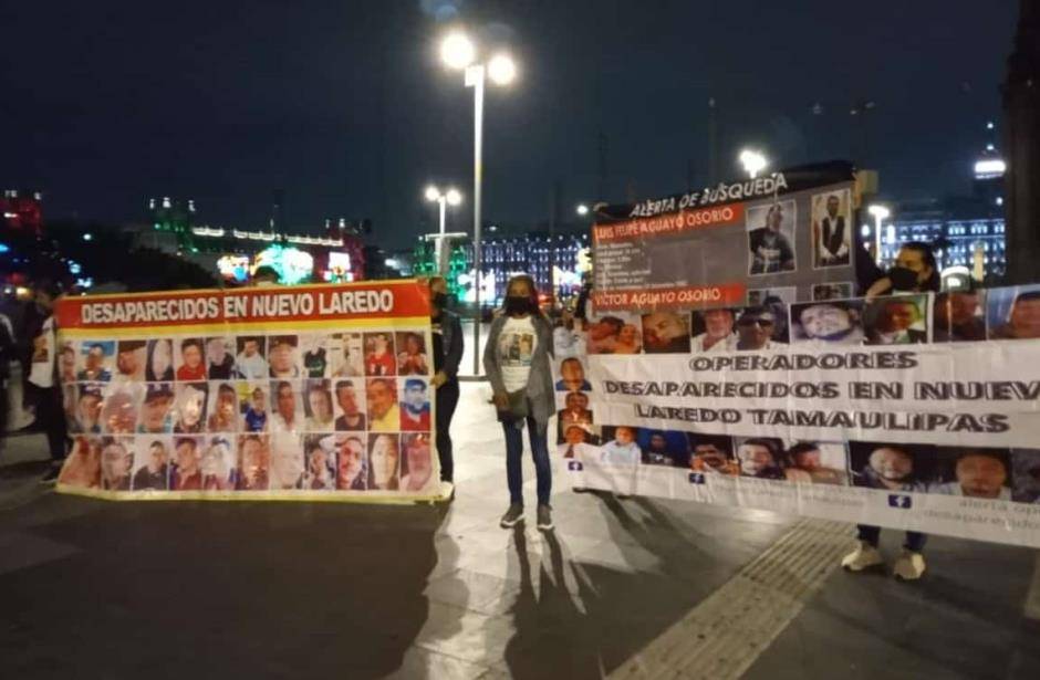 Familiares de desaparecidos en carretera Monterrey-Nuevo Laredo protestan en CdMx