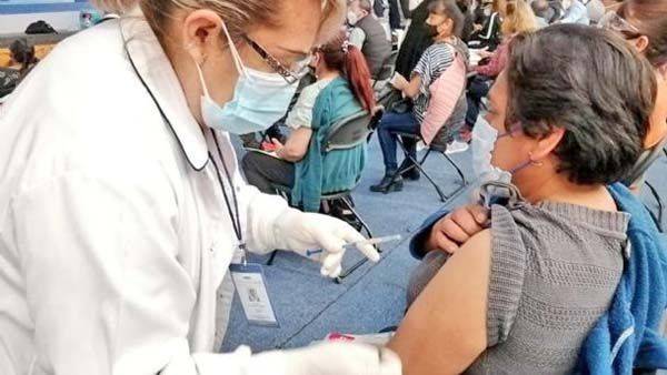 La vacuna está funcionando; sobrevive 99.99 inmunizados