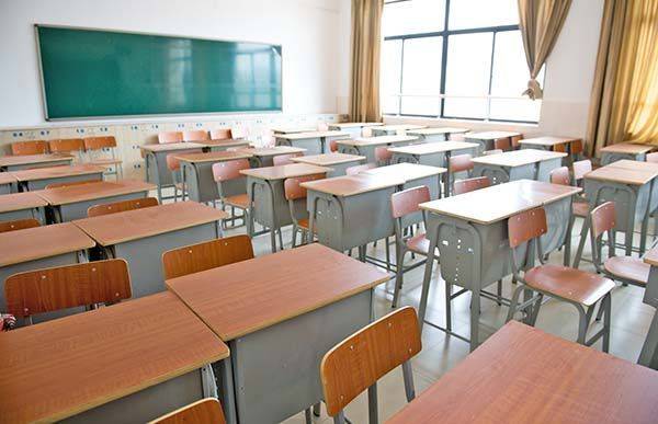 Inician clases hoy 5 mil de 78 mil 500 alumnos