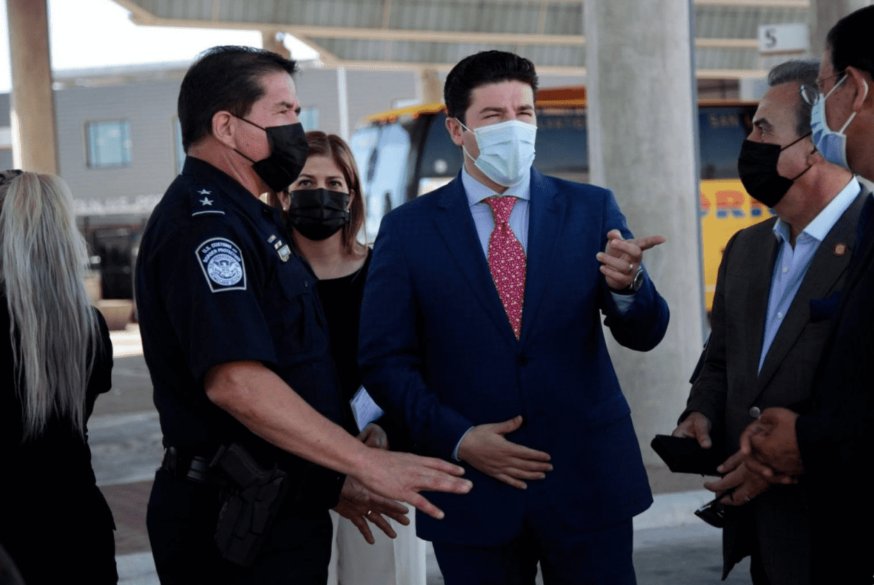 Samuel García anuncia el arranque de la vacunación de trabajadores de Nuevo León en Texas