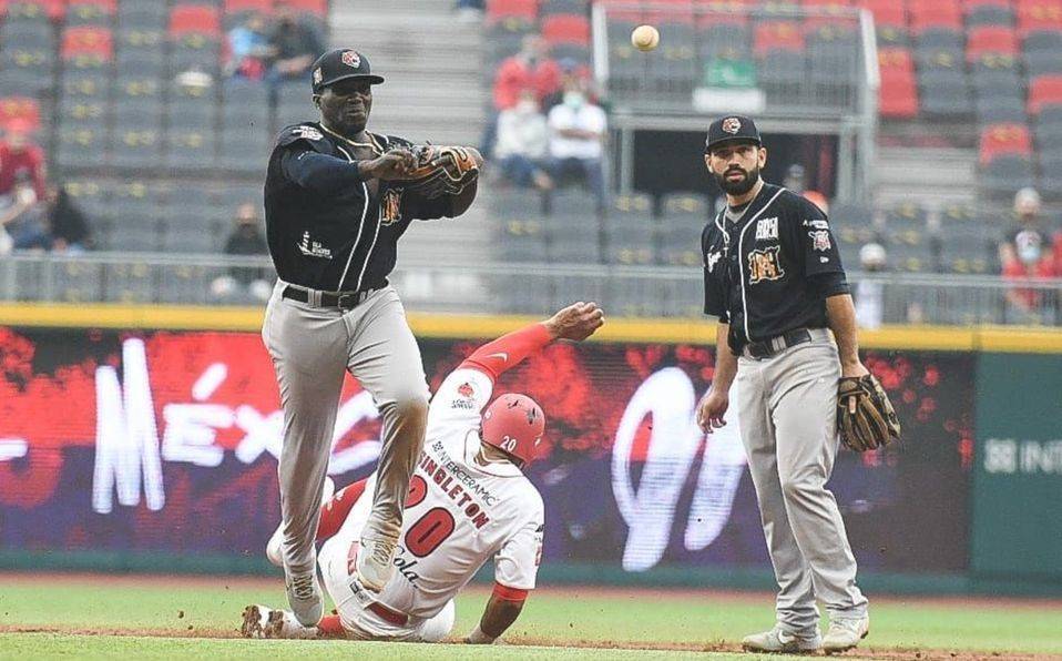 Detienen a revendedores de boletos para playoffs de Diablos Rojos; destrozan patrullas para liberarlos