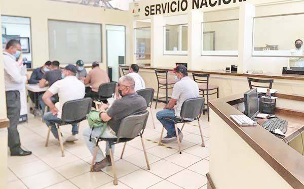 Recluta trabajadores empresa de Apodaca