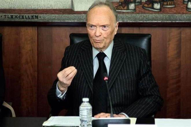 Condenan acoso contra científicos