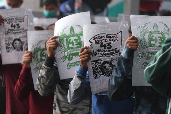 Ve pendientes descentralización y verdad de Ayotzinapa