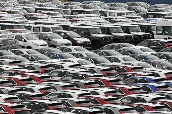 Tiene exportación de autos mayor baja en 12 meses