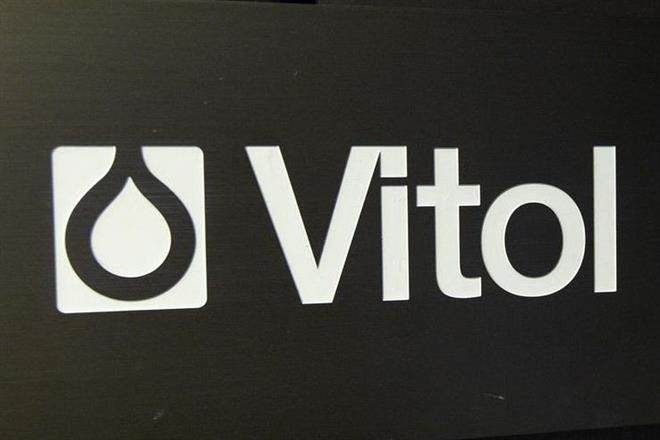 Cancela Pemex varios contratos con Vitol