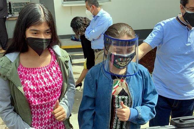 Vacunan contra Covid a niños amparados en Veracruz