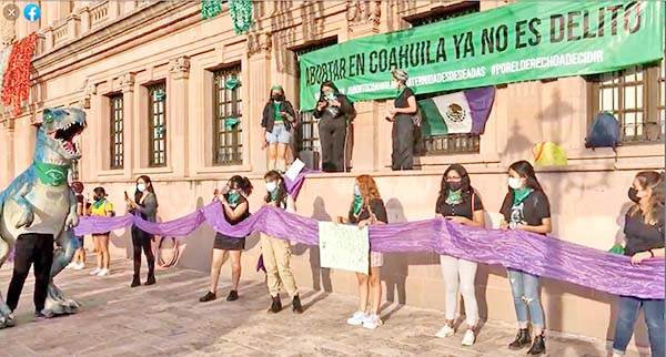 Deja de ser delito aborto en Coahuila