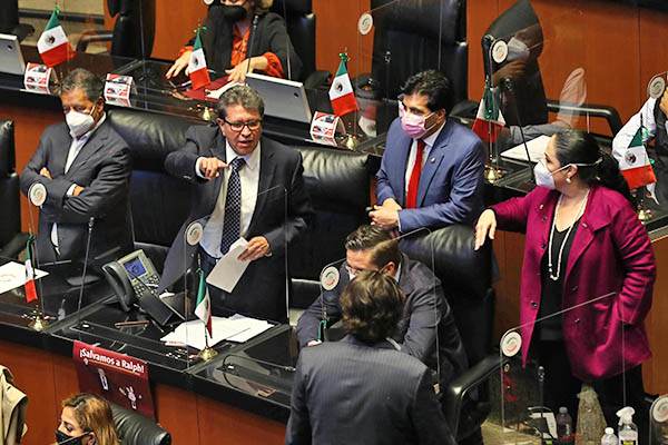 Ajustan la pregunta; pasa ley revocatoria