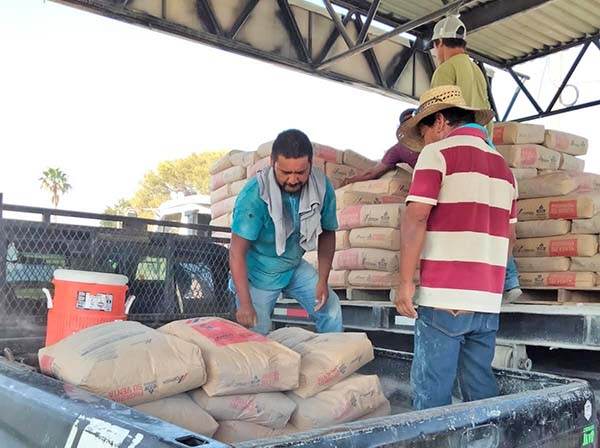 Entregan pedido de cemento subsidiado