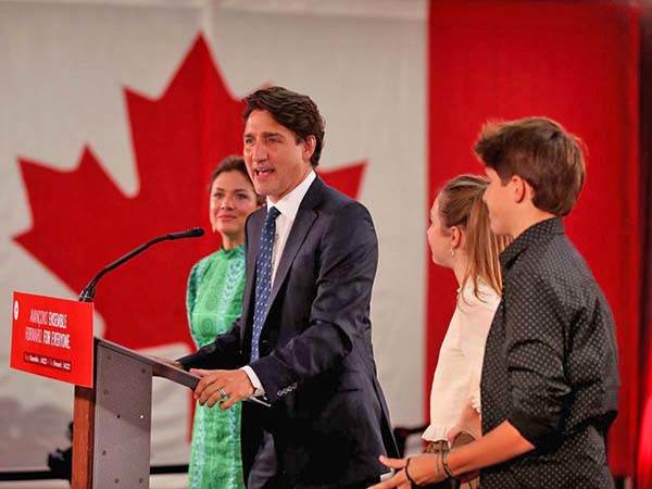 Justin Trudeau inicia ‘débil’ su tercer mandato en Canadá