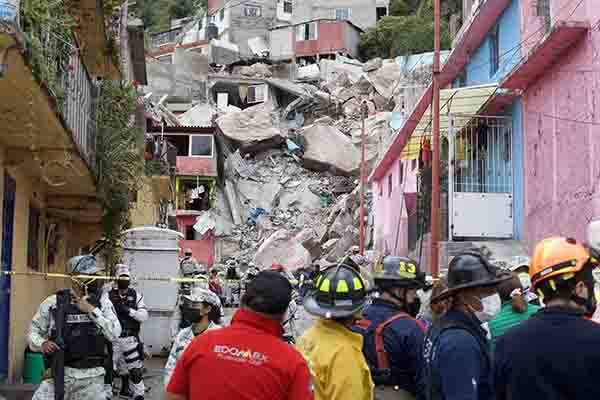 Autoridades identifican a 3 personas como desparecidas tras derrumbe