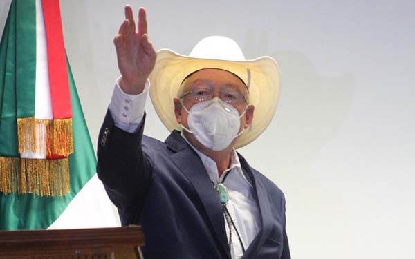 Ken Salazar llega a México