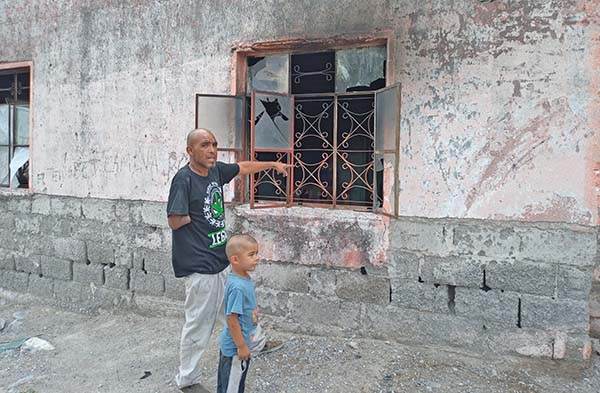 Deja incendio a familia sin nada