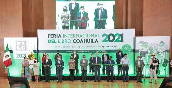Inaugura Riquelme Feria de Libro 2021