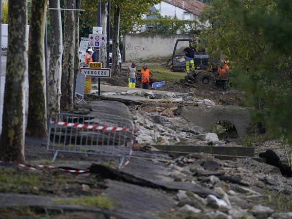 Inundaciones repentinas causan estragos en Francia