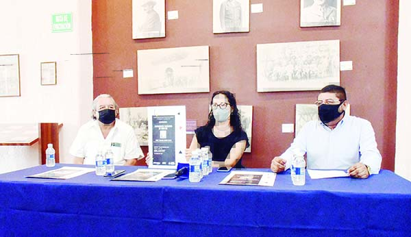 Conferencias de historia durante mes de la Patria