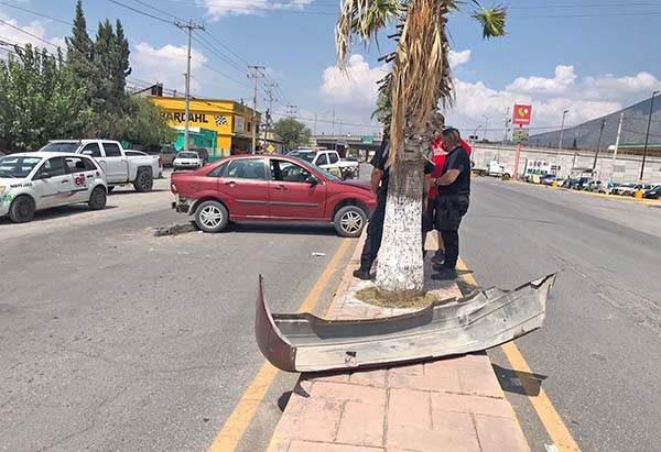 Arroja tres lesionados accidente en Castaños
