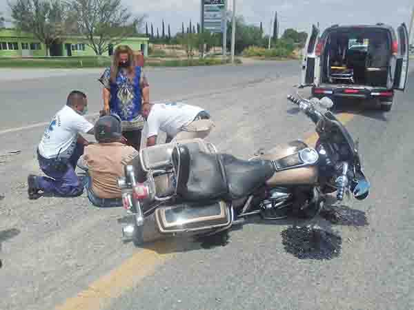 Embiste a motociclista