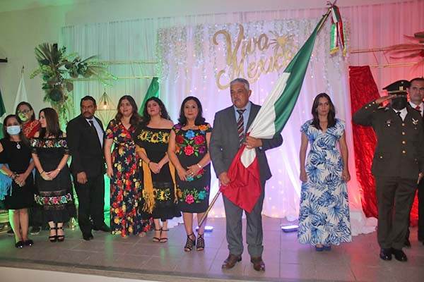 Reconoce Temo legado de héroes
