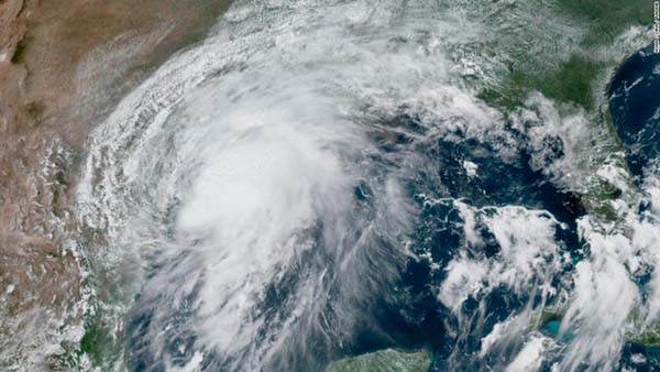 Alerta en Texas por tormenta ‘Nicholas’;