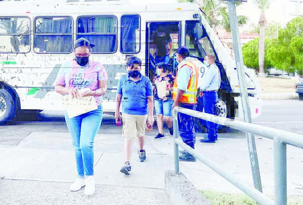 Vacuna Coahuila a mil menores