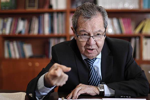 «Morena me ha vetado; amagan con desalojarme»