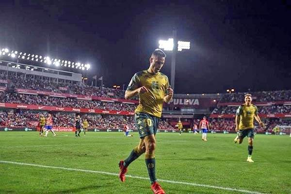 Provoca Canales dramático triunfo del Real Betis