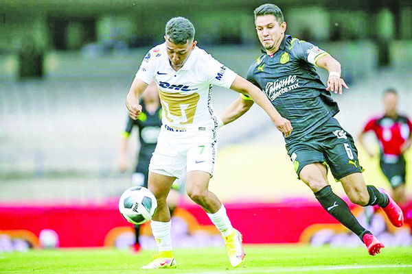 Cero goles y festejo para Pumas ante Chivas en CU