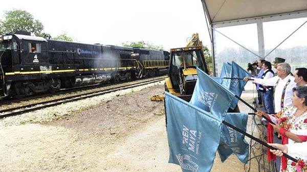 Critica CEESP más gasto para Tren Maya