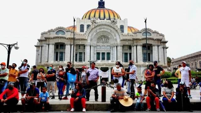 México recobra 128,900 empleos formales en agosto con recuperación al alza