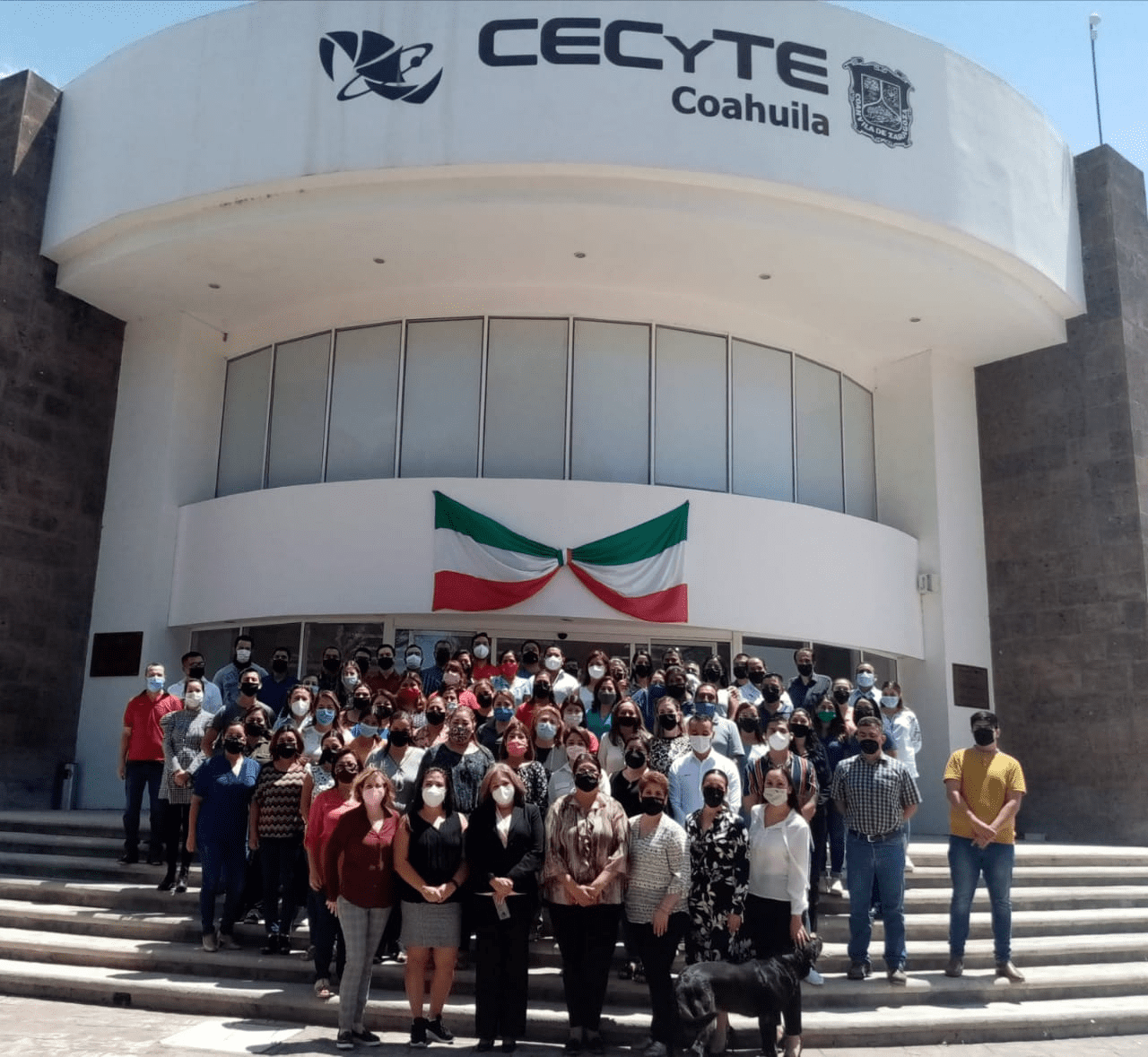CUMPLE CECYTE EMSAD COAHUILA 27 AÑOS AL SERVICIO DE LA EDUCACIÓN