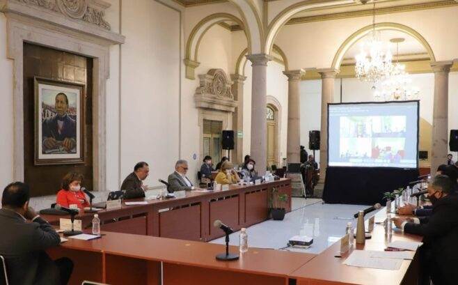 Gobierno federal acuerda dar continuidad a trabajos del GIEI en caso Ayotzinapa