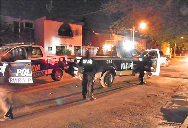 Asalta farmacia con un cuchillo