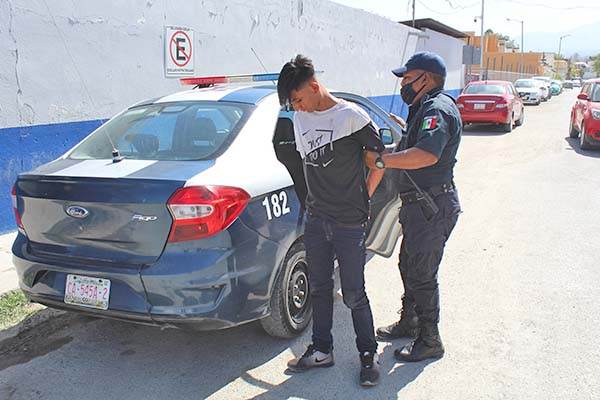 Roba herramienta de taller de remolques