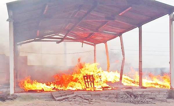 Bodega de tarimas arde nuevamente