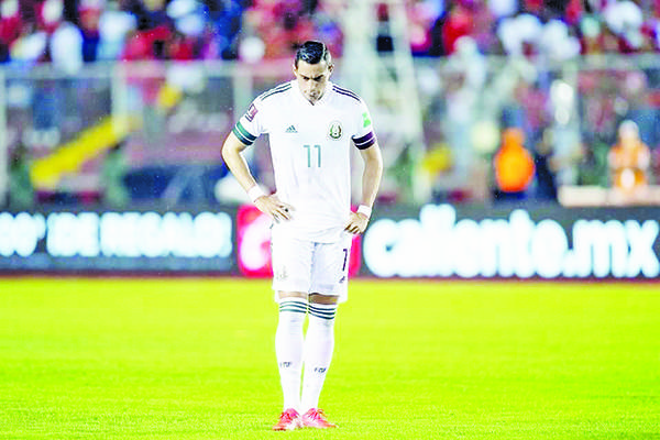 Sigue Funes Mori desperdiciando chances en el Tri